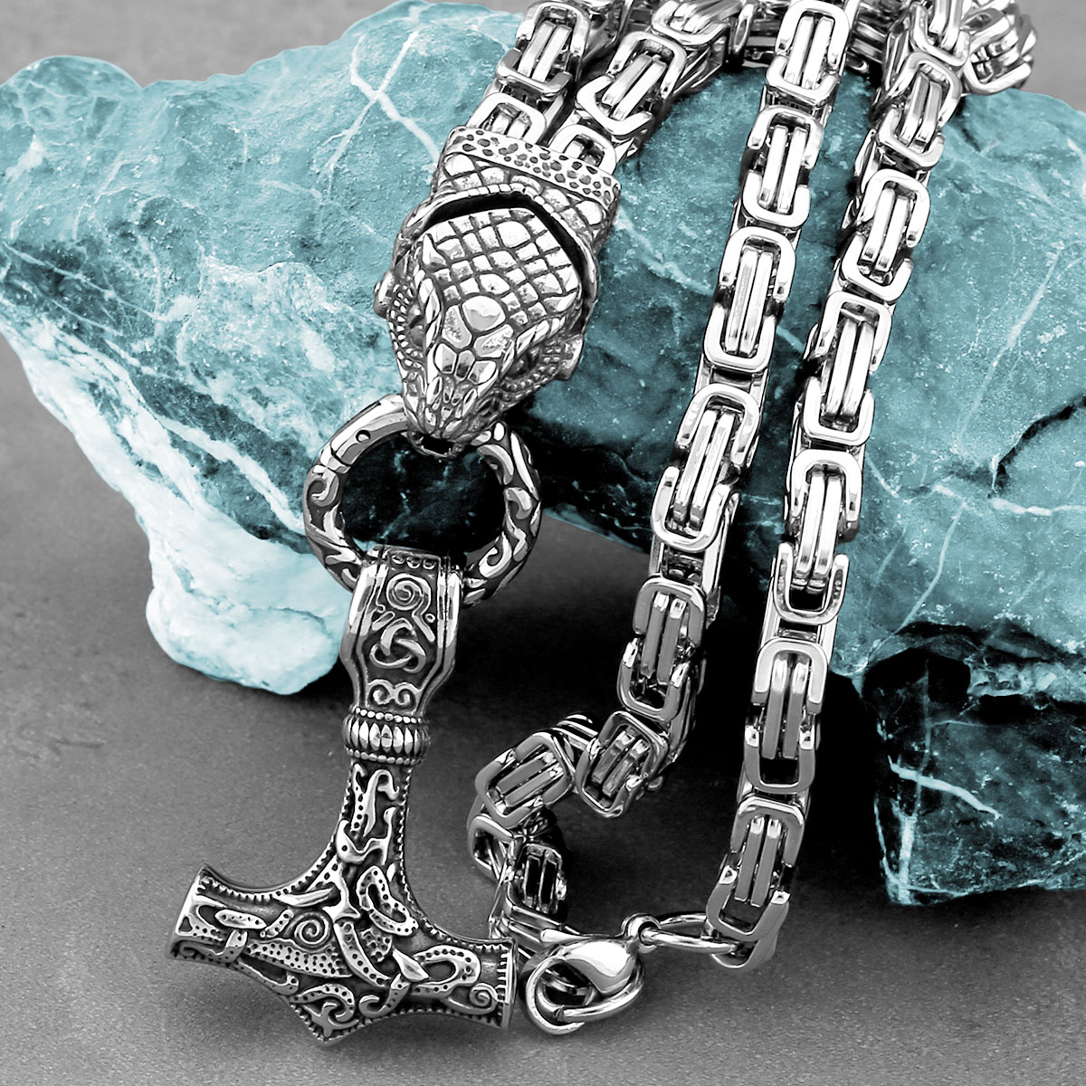 Nordic Odin Snake Head Necklac - Battle Rope Anchor avis et prix